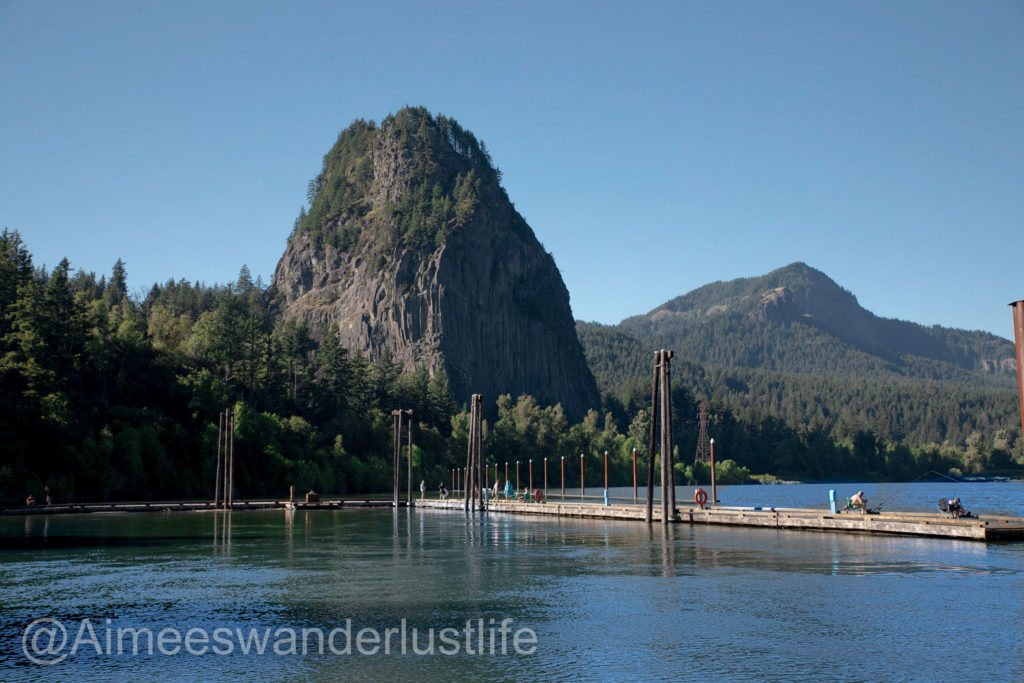 Beacon Rock State Park.  Columbia River,  Bridge of the gods. Pacific Crest Trail. Camping RV, cabins and Tent