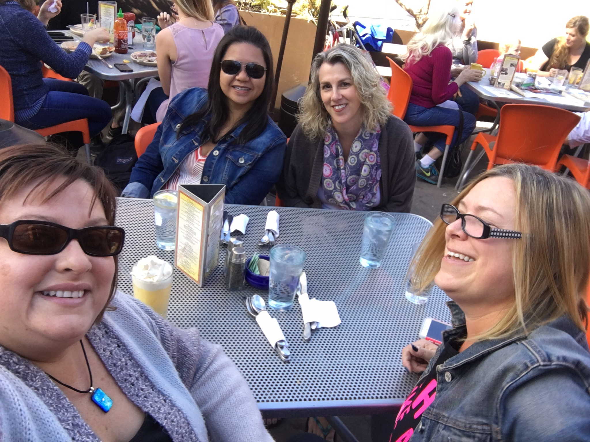 Phoenix to Arizona, where to go to escape the cold winter weather in the Pacific Northwest. Ladies having lunch! 
